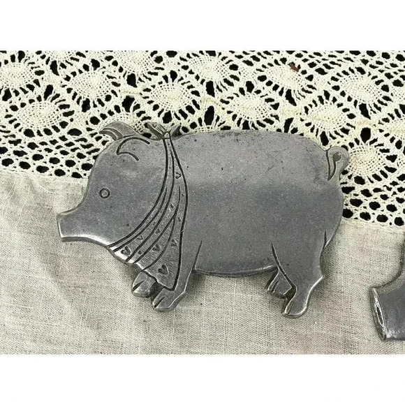 VTG Pewter Pig Trivet and Wall Decor Kitchen - Picture 9 of 14